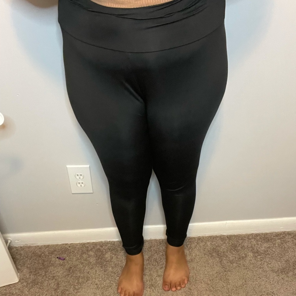 Black leggings